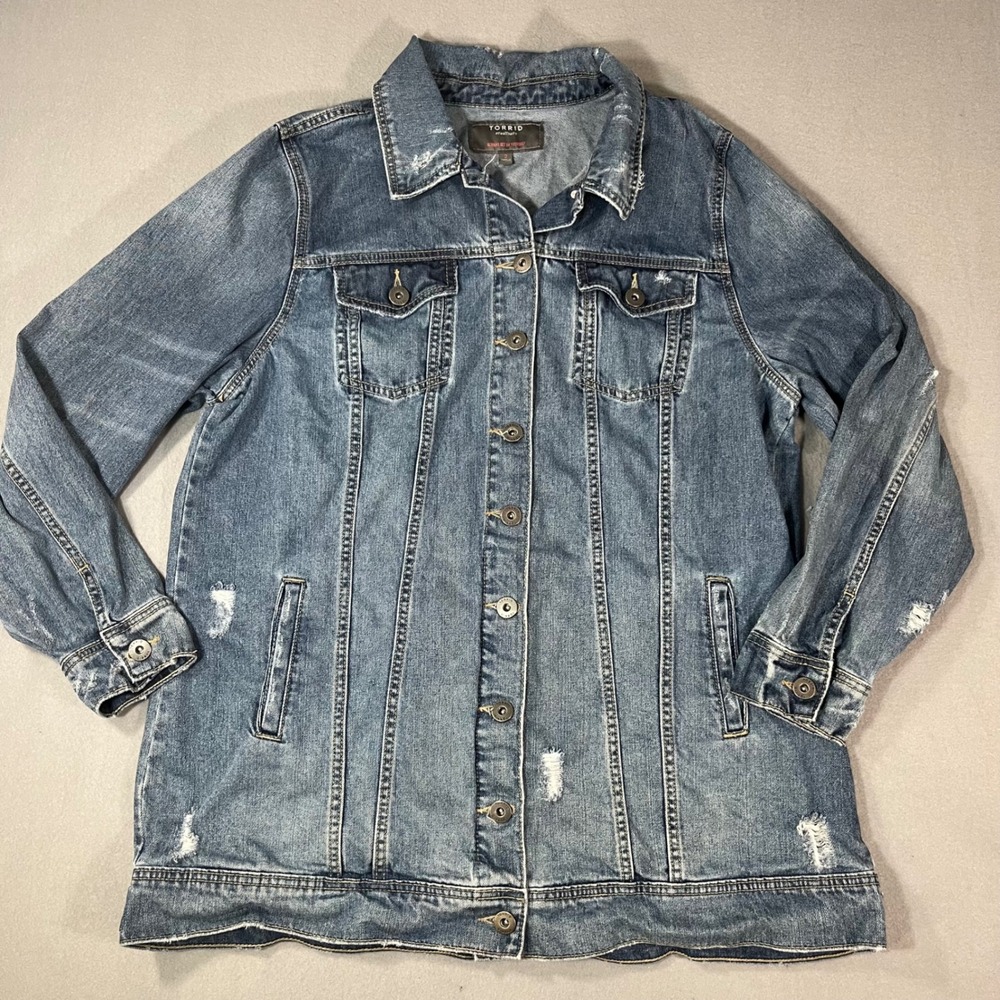 Torrid Distressed longline Denim Jean Jacket Blue Button‎ Up Womens Size 2